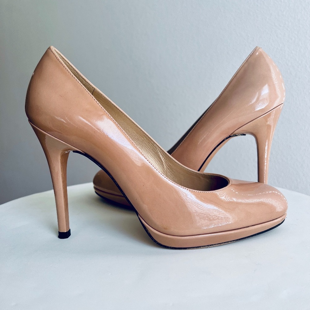 Stuart Weitzman Nude Patent Pumps